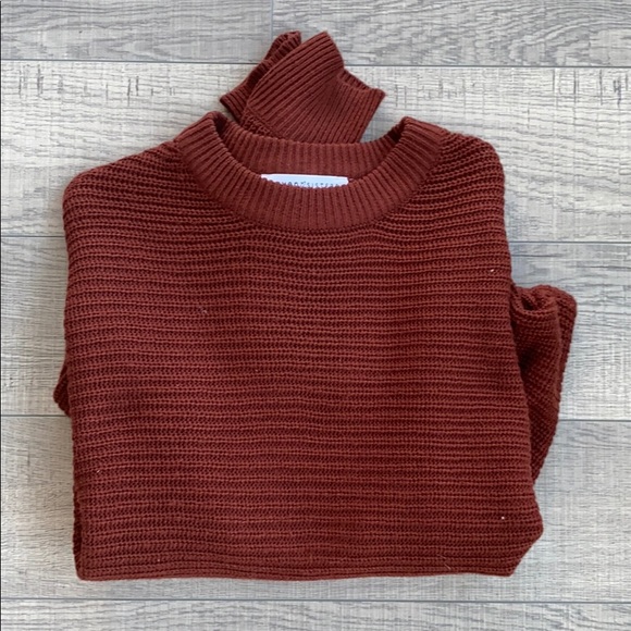 Seven Sisters Bat Wing Sweater - Picture 3 of 8